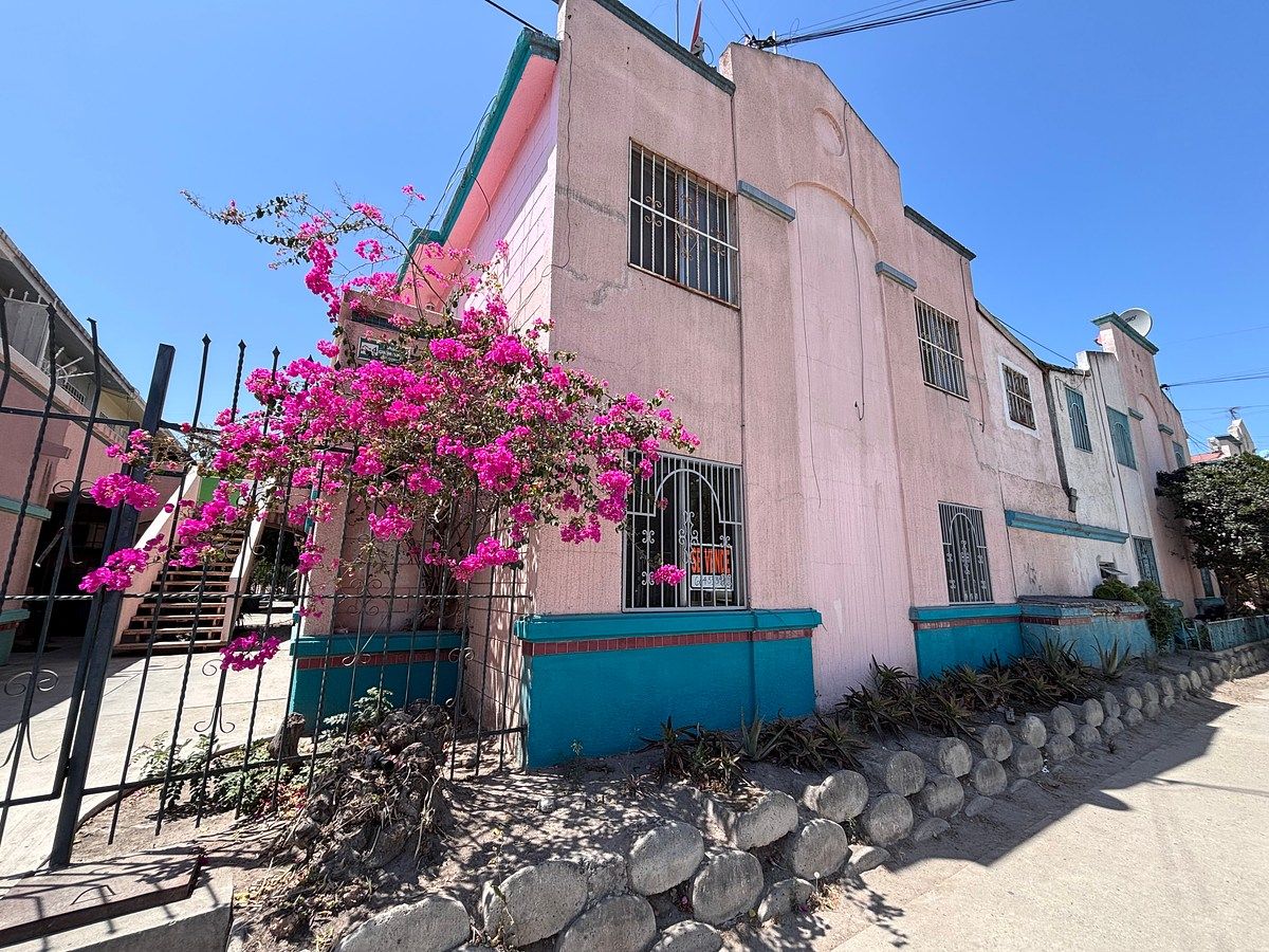 DEPARTAMENTO EN VENTA EN JARDINES DE LA MESA TIJUANA, foto 1 de 12