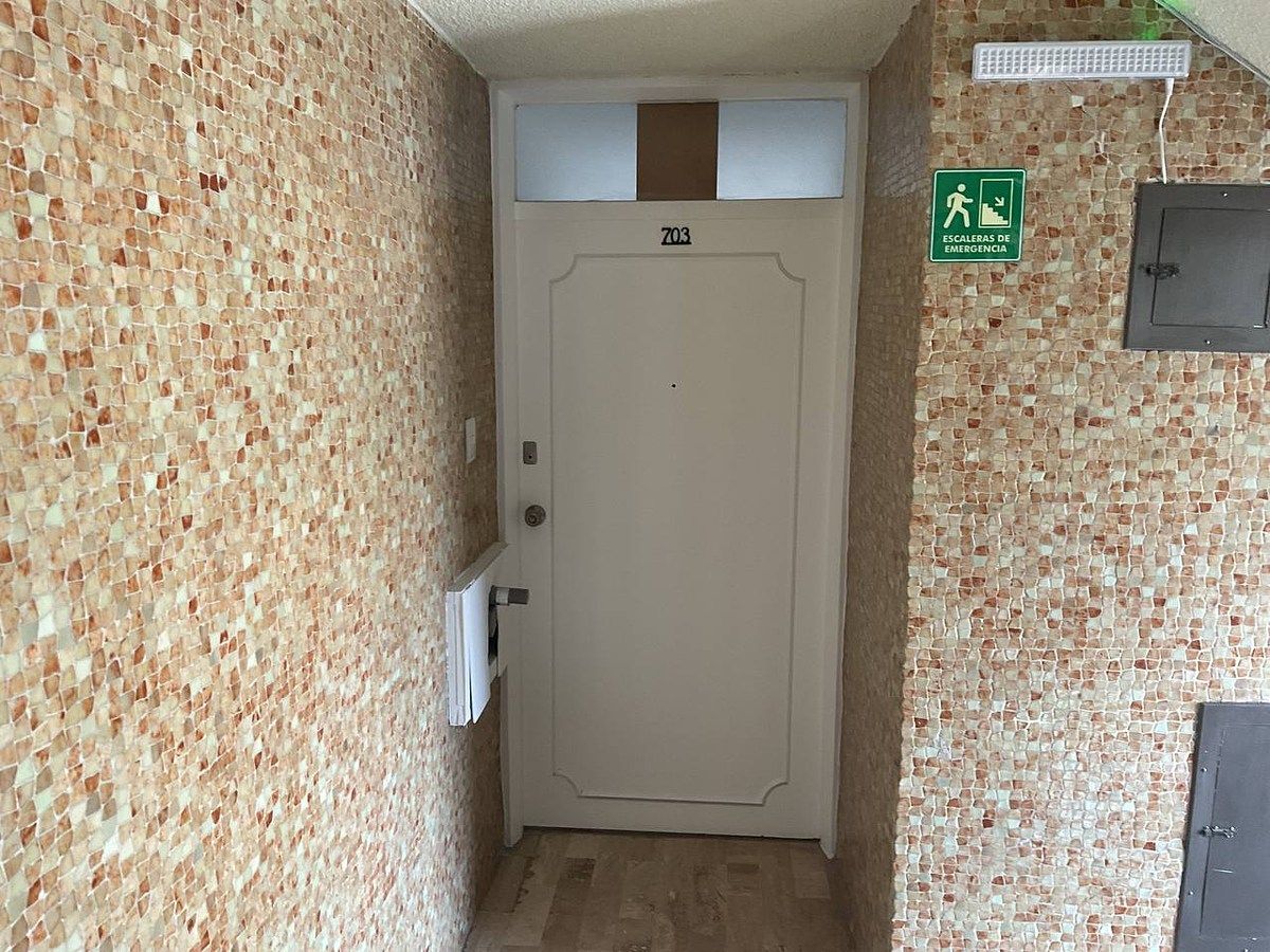 Entrada al departamento, foto 3 de 26