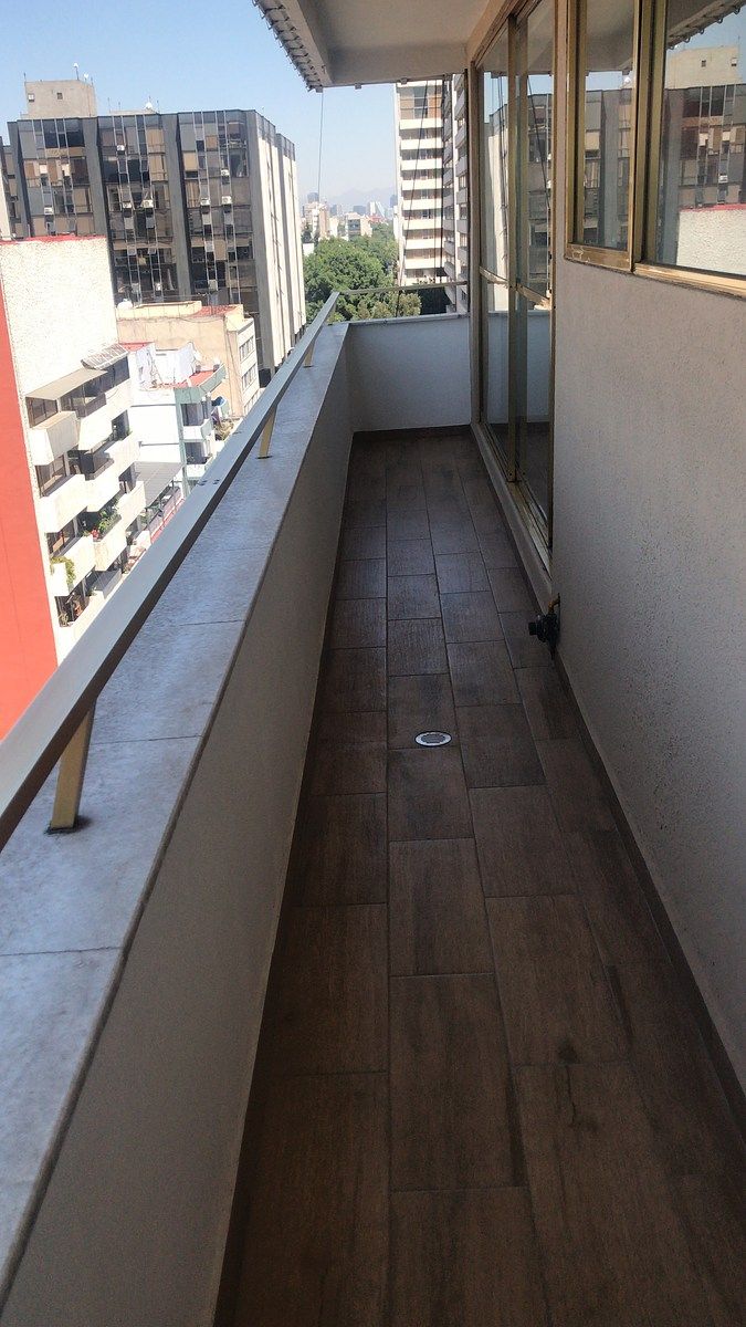 Balcón, foto 7 de 26
