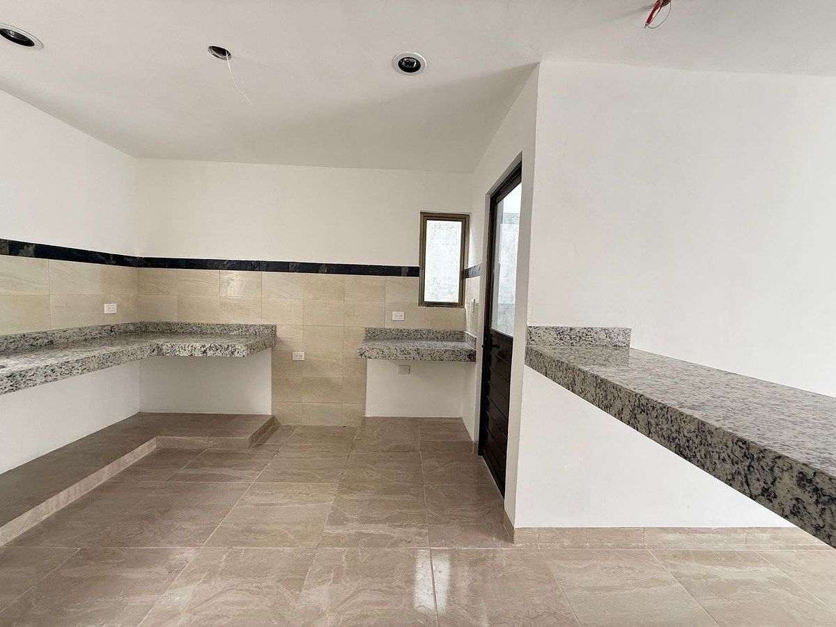 Casa en Conkal, Conkal, foto 2 de 21