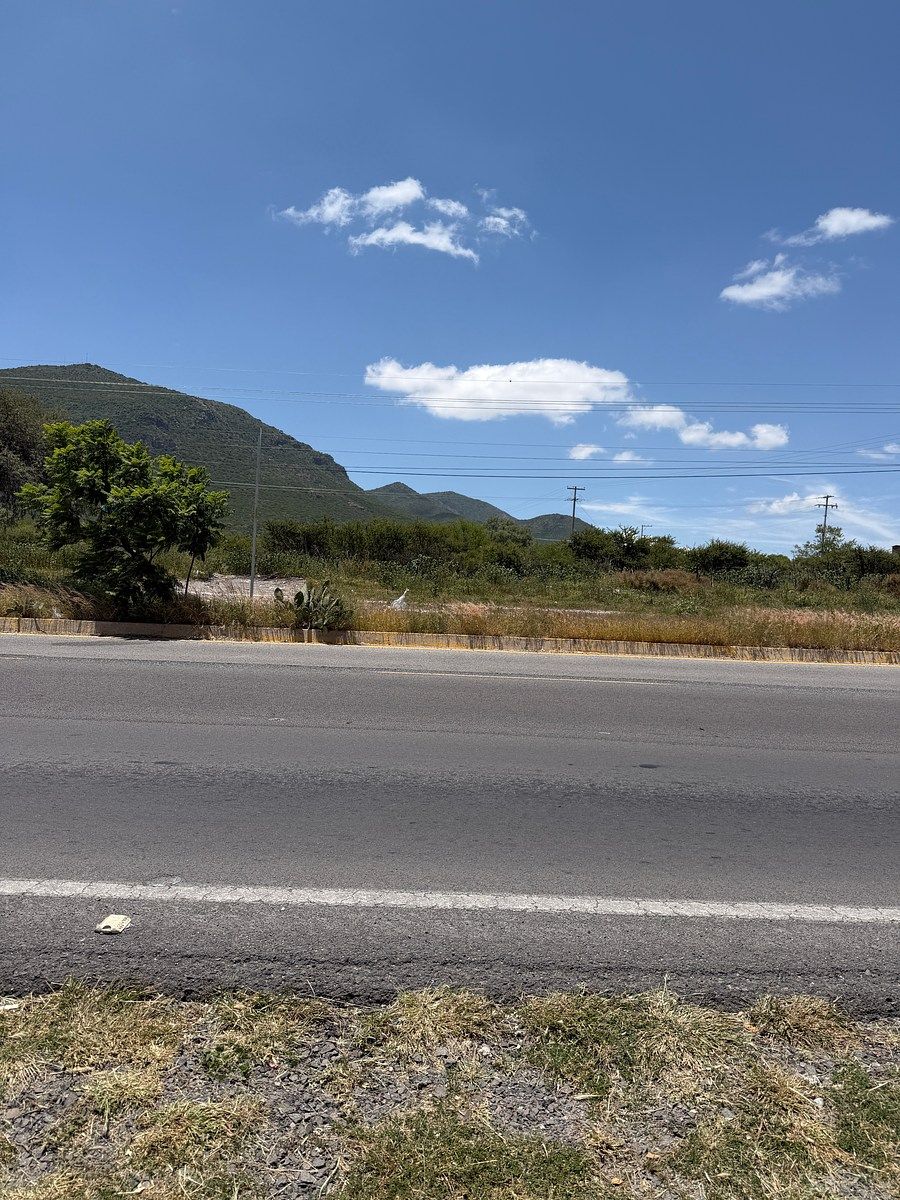 Lote em Bernal, Ezequiel Montes, foto 40 de 40