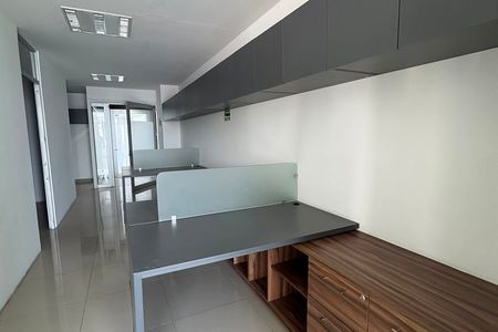 Office (46) in corporate Jurica Zone