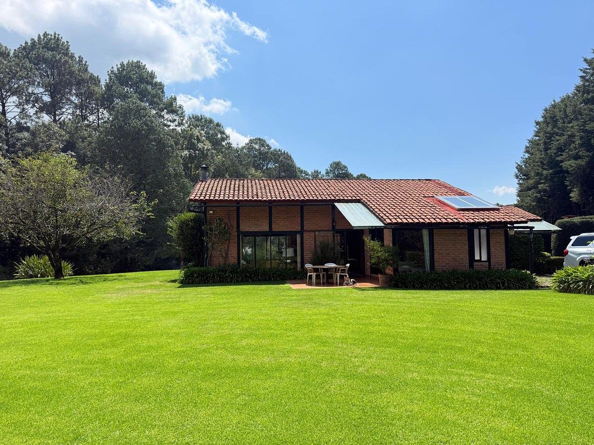 Casa en Avándaro, Valle de Bravo, foto 2 de 13