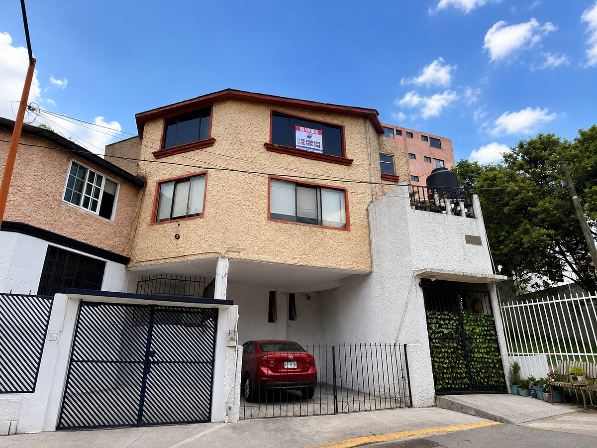 Venta de casa, en lomas Bulevares, Tlalnepantla