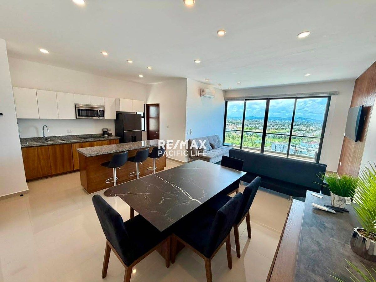 Casa en condominio en Sábalo Country Club, Mazatlán, foto 2 de 26