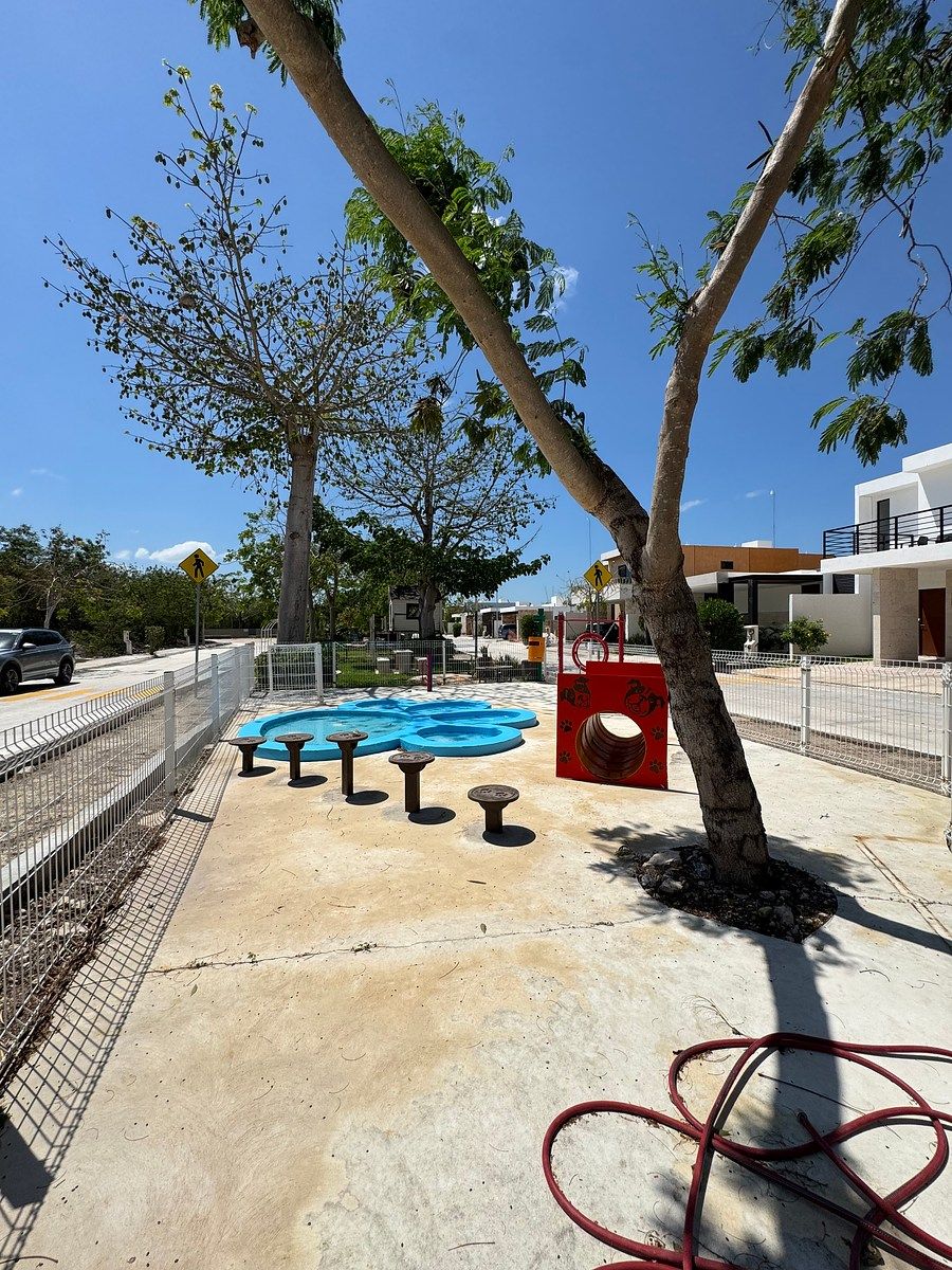 House in Gated Community in San Ignacio, Progreso, photo 45 of 50