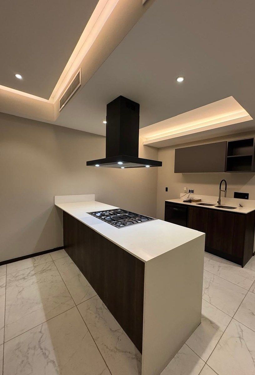APARTAMENTO DE 3 QUARTOS, foto 1 de 15