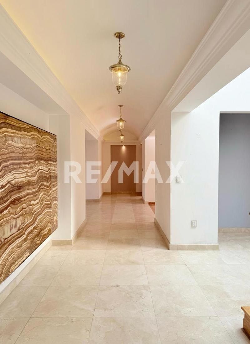 House for Sale El Campanario Querétaro, photo 1 of 46