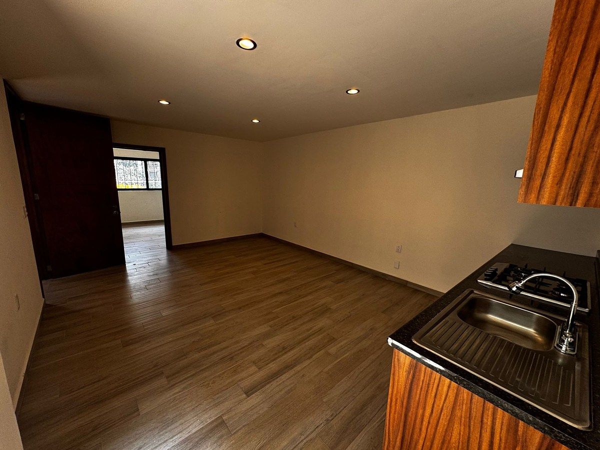 Departamento tipo Loft en Renta, Calle Quetzalcóatl, Col. Jardines del Sol en Za, foto 1 de 10