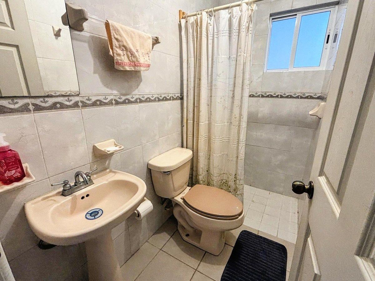 baño intermedio, foto 13 de 17