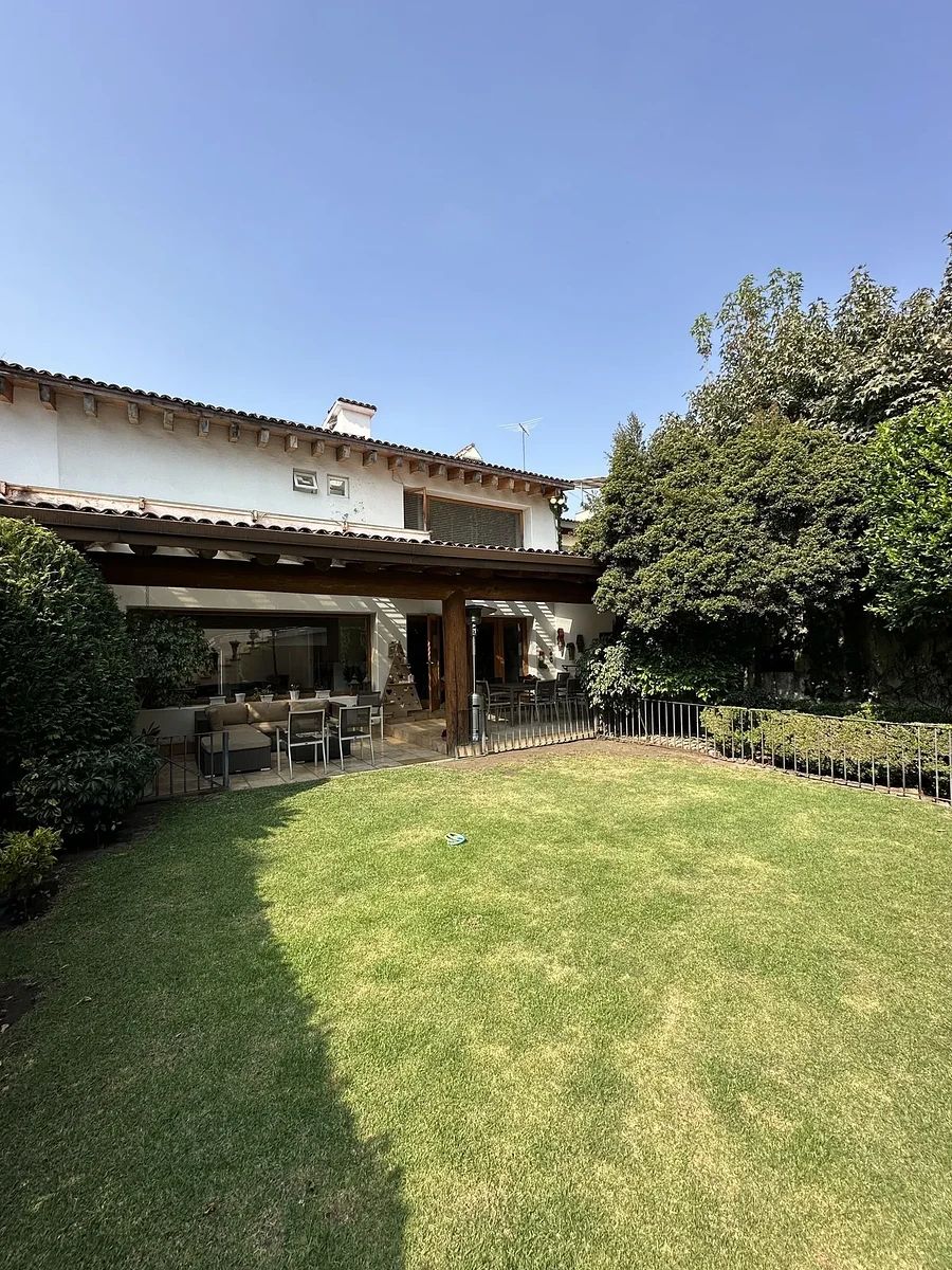CASA EN RENTA EN CALLE CERRADA EN JARDINES DEL PEDREGAL, foto 1 de 11