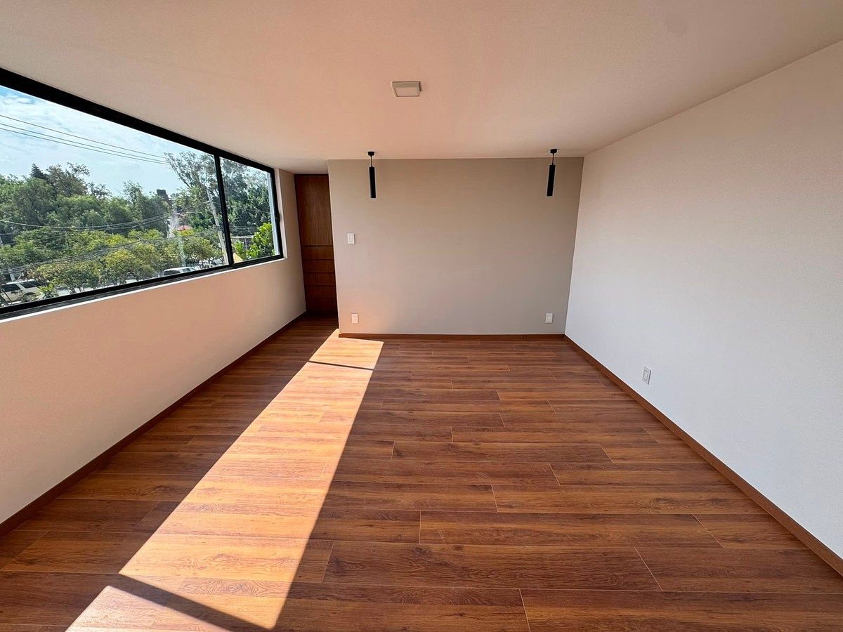 House in Ciudad Satélite, Naucalpan de Juárez, photo 18 of 30