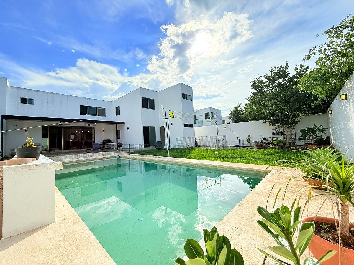 CASA EN VENTA DE 4 RECAMARAS EN SAN DIEGO CUTZ