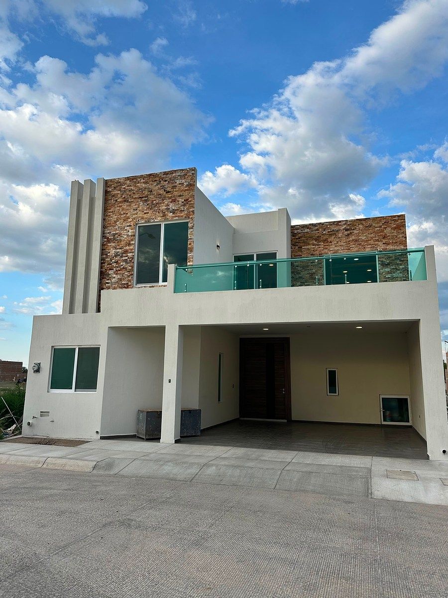 House in Scorpio 5-1, Durango, photo 2 of 30
