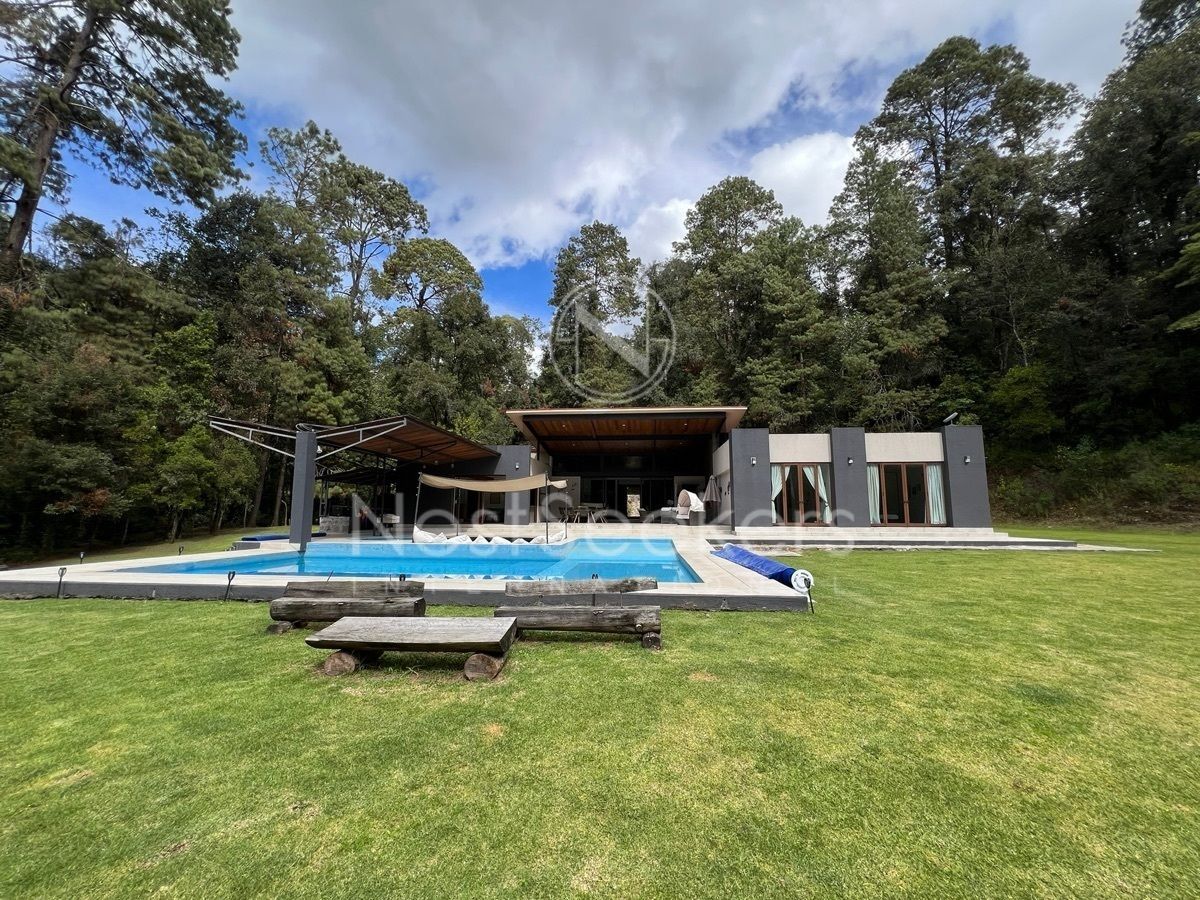 Casa en renta en medio del bosque, foto 1 de 50