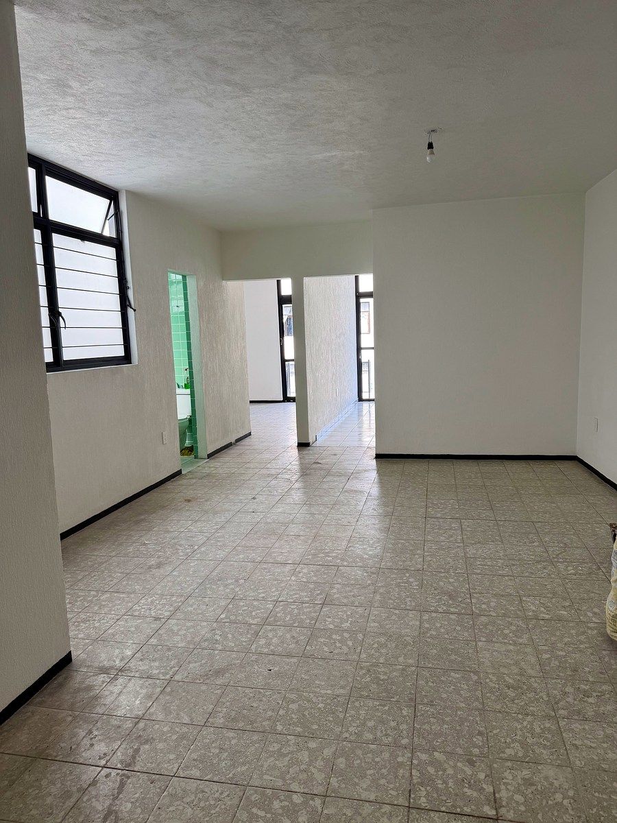 Edificio en Guadalajara Centro, Guadalajara, foto 12 de 24