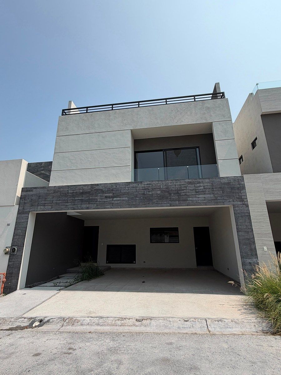 House in Dominio Cumbres, García, photo 2 of 19