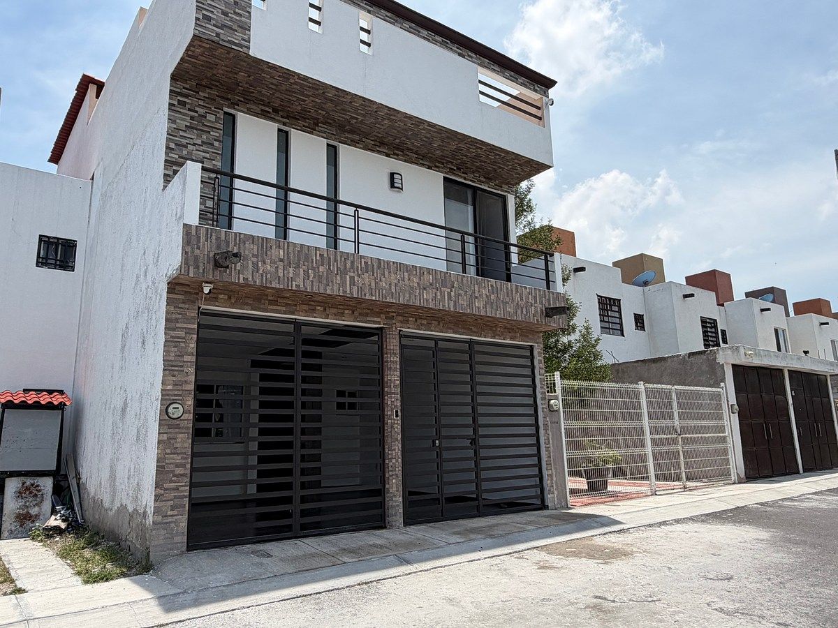 House in Los Ángeles, Corregidora, photo 2 of 24