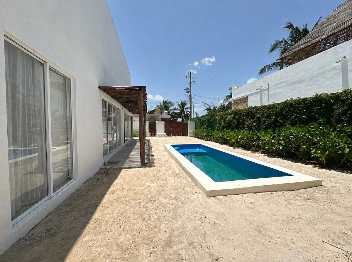 Long-term rental house in Chuburná, photo 1 of 13