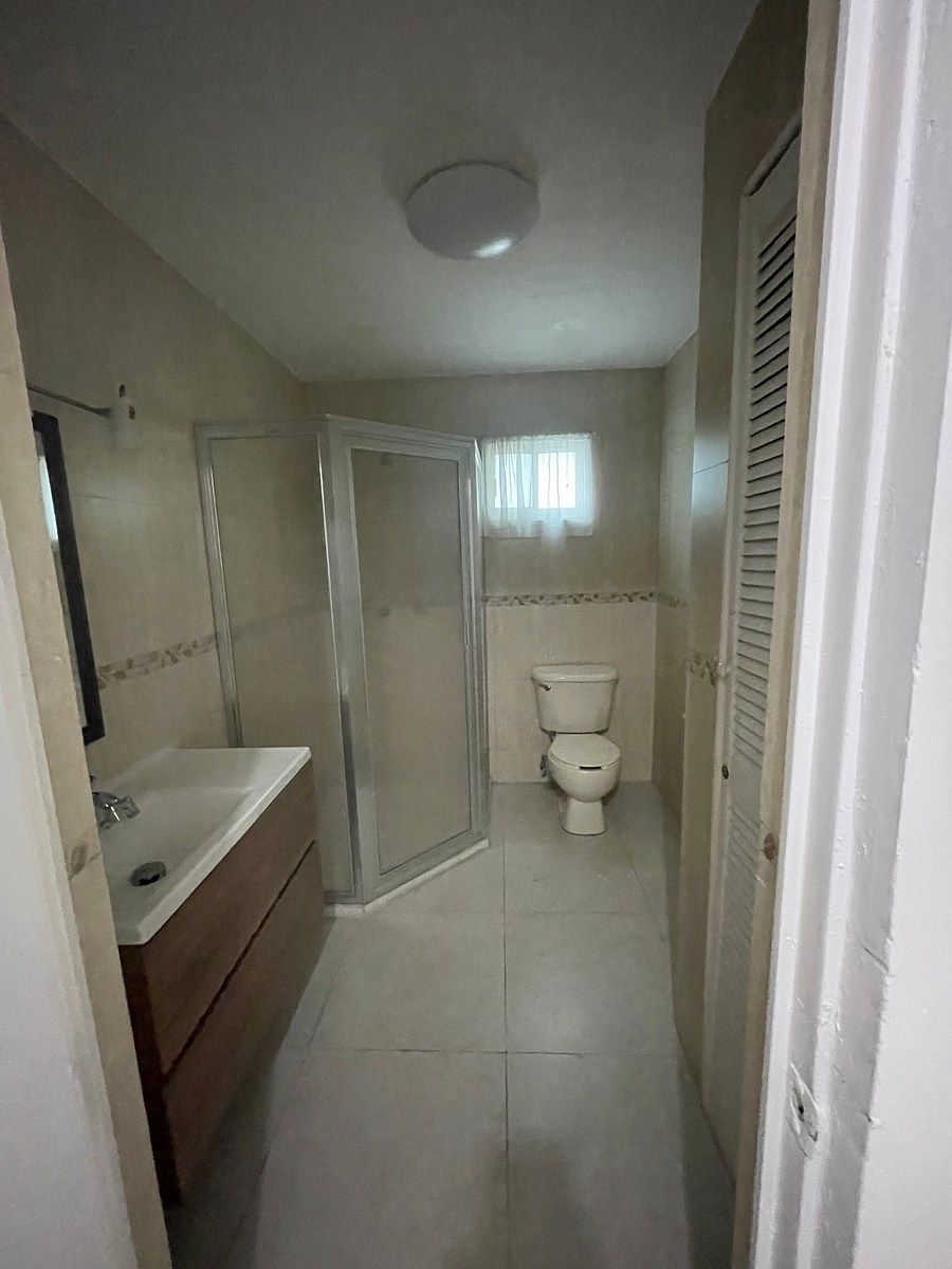 Baño ppal, foto 1 de 19