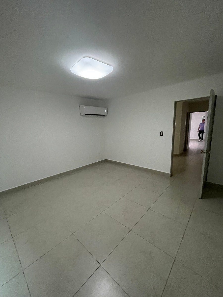 Recámara principal, foto 5 de 19