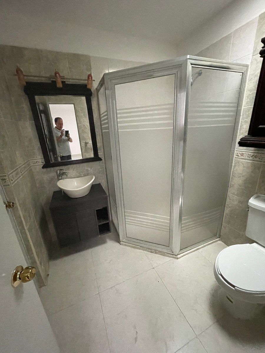 Baño común planta alta, foto 7 de 19