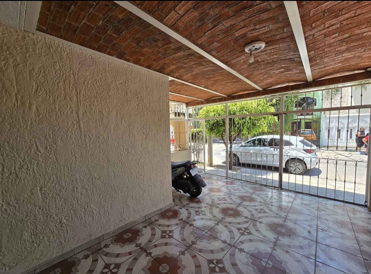 Casa en Jardines de los Historiadores, Guadalajara, foto 2 de 14