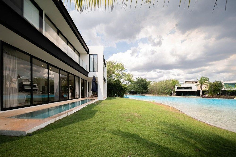 CASA DE LUXO EXCLUSIVA PARA ALUGUEL COM LAGO E PISCINA - KANHA - MERIDA, foto 1 de 17