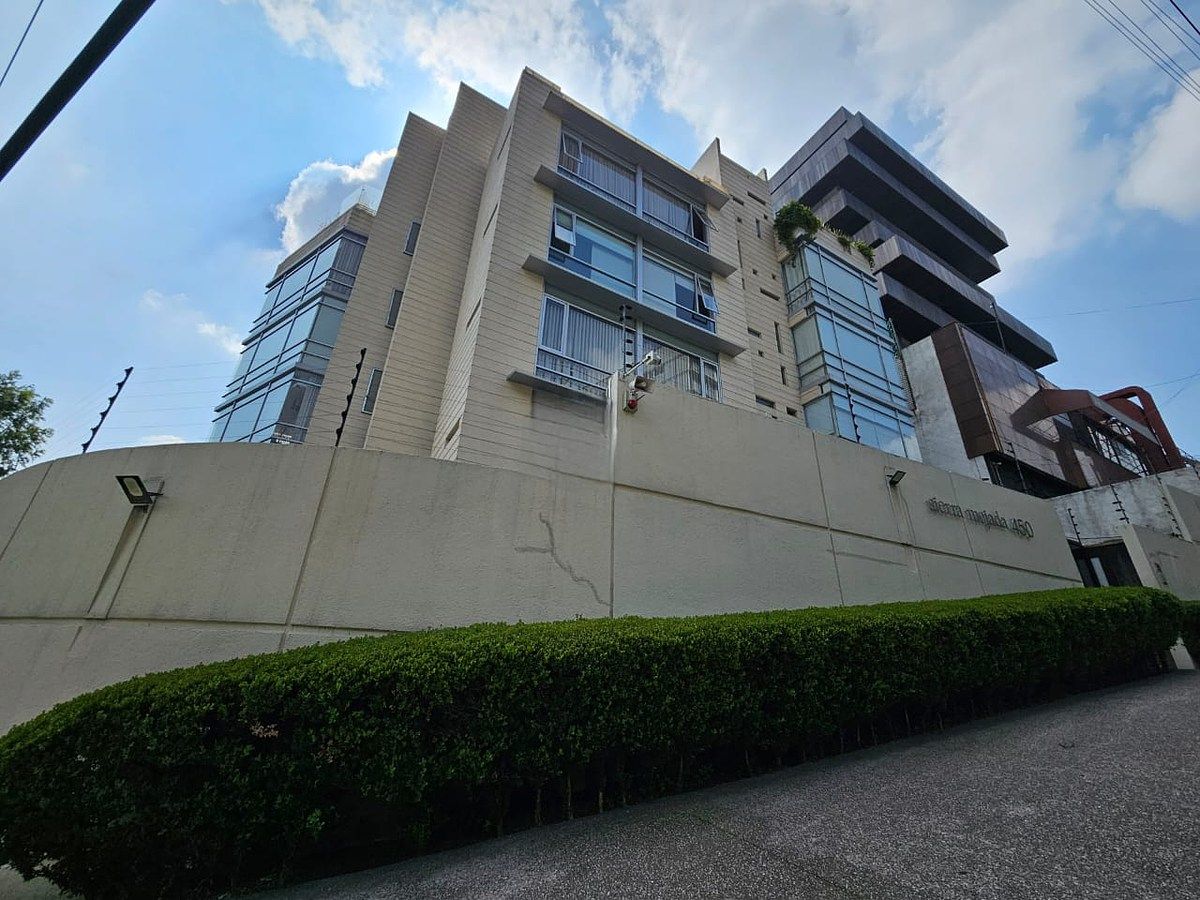 Apartment in Lomas de Chapultepec I Sección, Miguel Hidalgo, photo 2 of 29