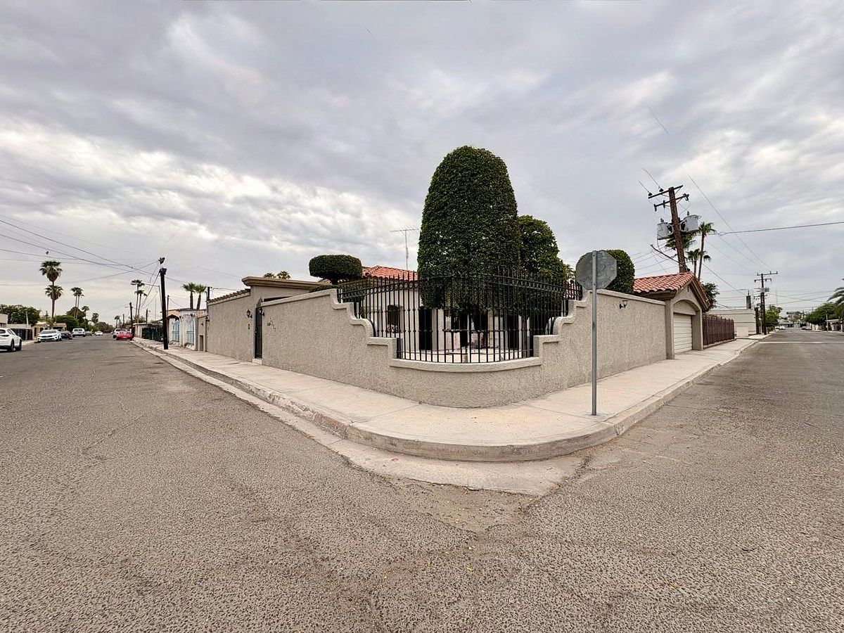 Casa em Los Pinos, Mexicali, foto 2 de 23