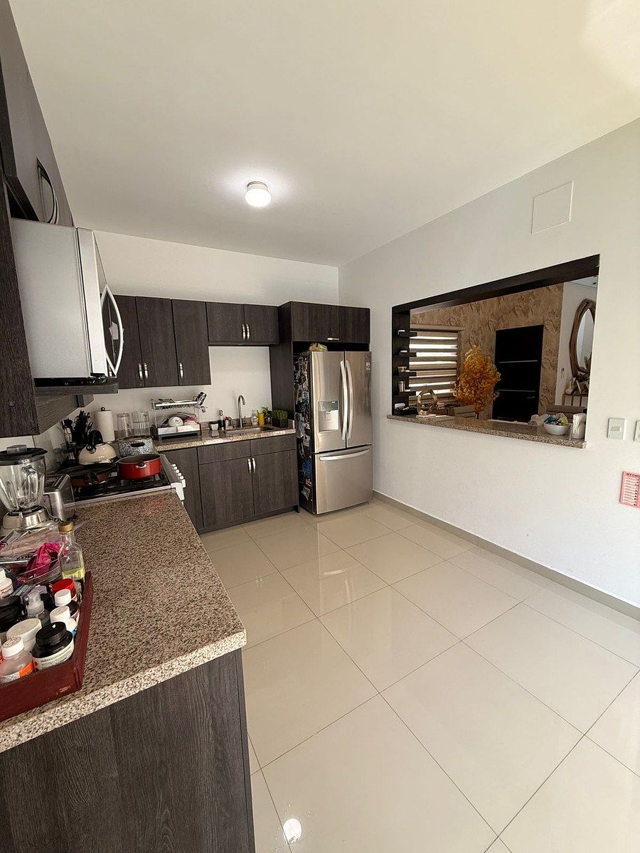 Casa em Residencial Jardines de Compostela, Cadereyta Jiménez, foto 7 de 13