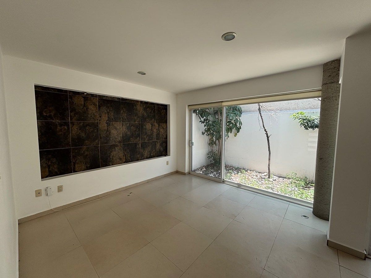 Casa em Colonia El Mirador, Querétaro, foto 38 de 48