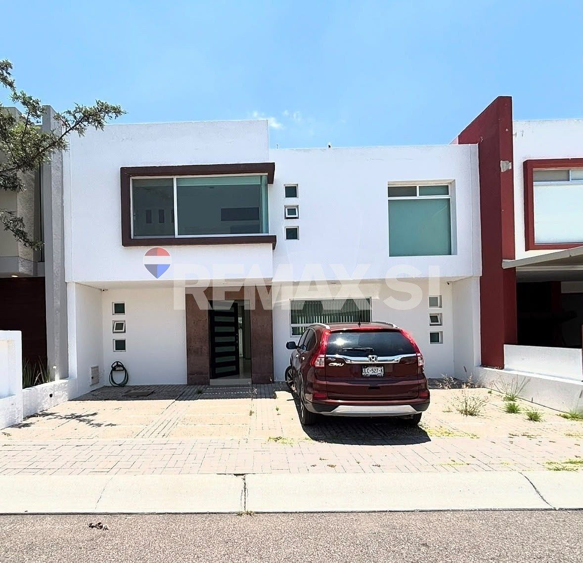 CASA À VENDA NO MIRADOR, foto 1 de 48