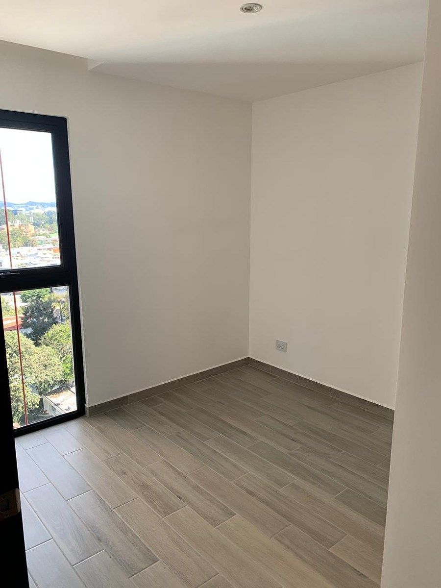 Apartamento en Zona 10, Guatemala, foto 7 de 16