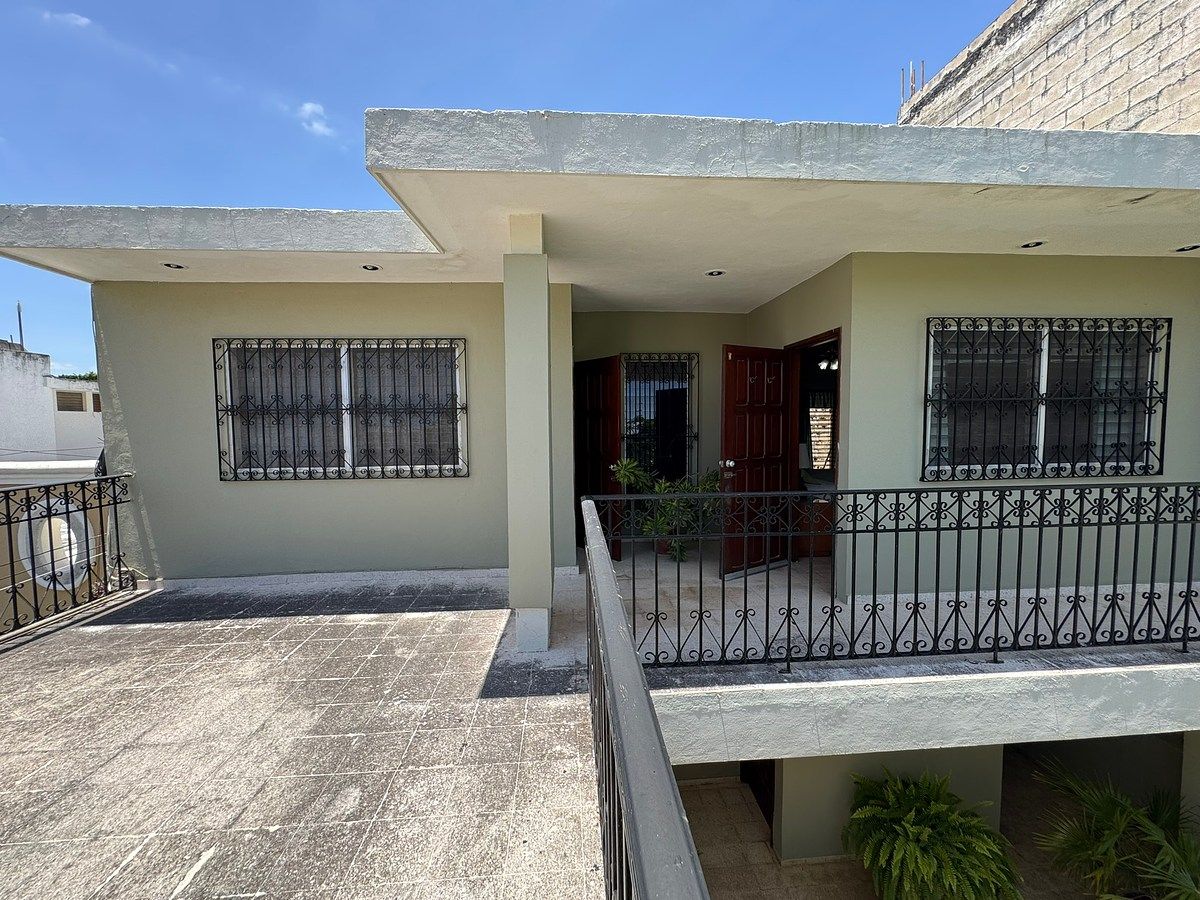 House in Villas Del Sol, Mérida, photo 2 of 28