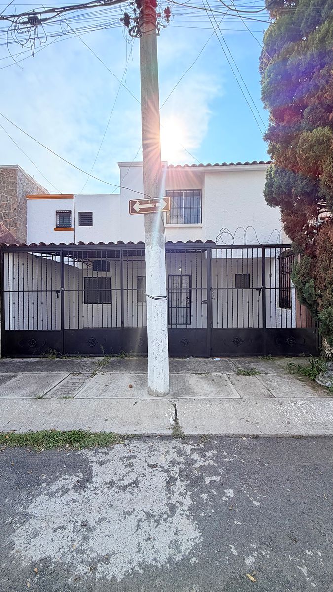 CASA PARA ALUGAR COLÔNIA GIRASOLES ELITE, foto 1 de 19