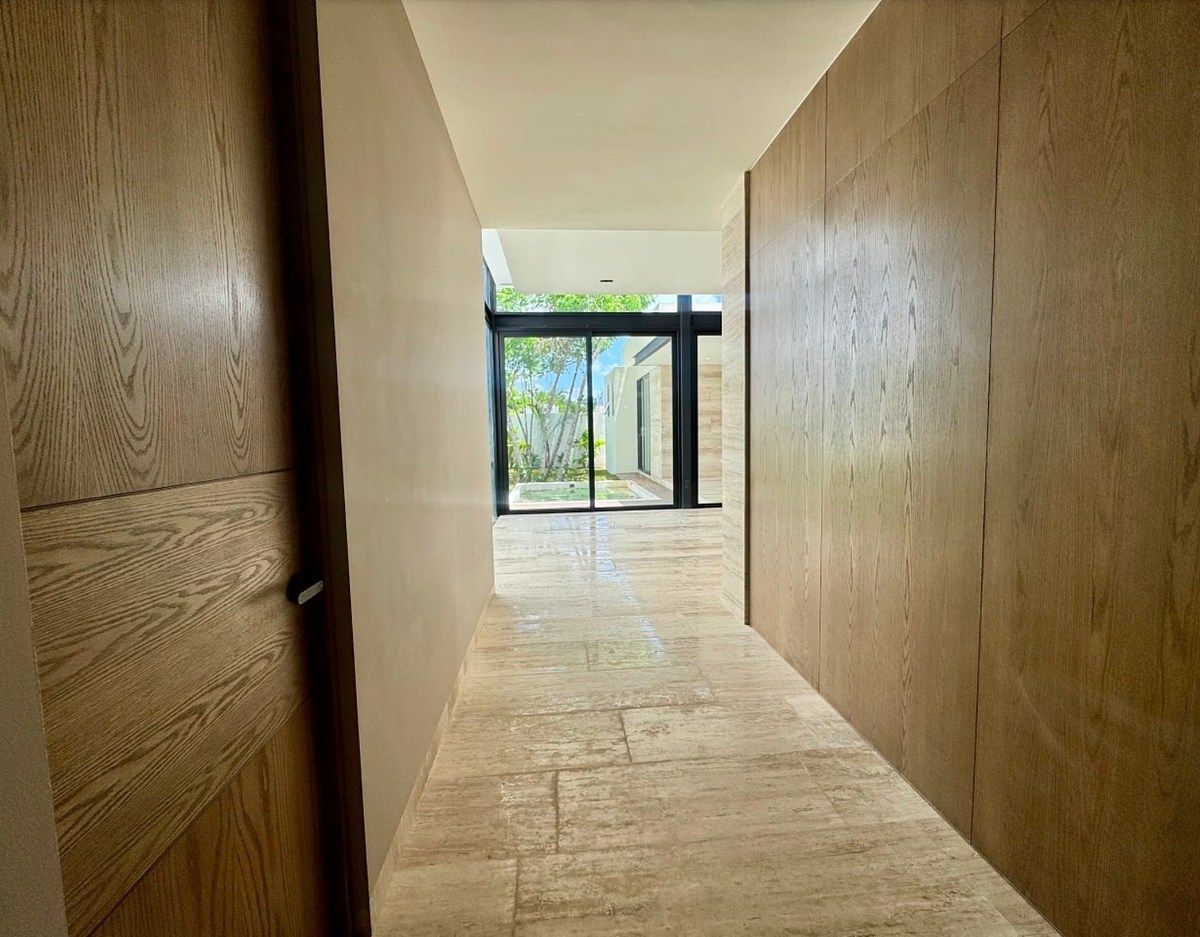 Casa en Yucatán Country Club, Mérida, foto 2 de 17