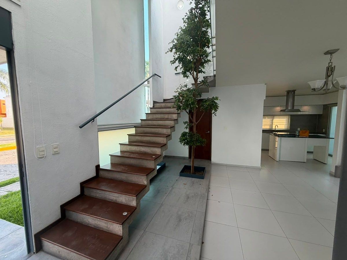 Casa em Nueva Galicia Residencial, Tlajomulco de Zúñiga, foto 2 de 42