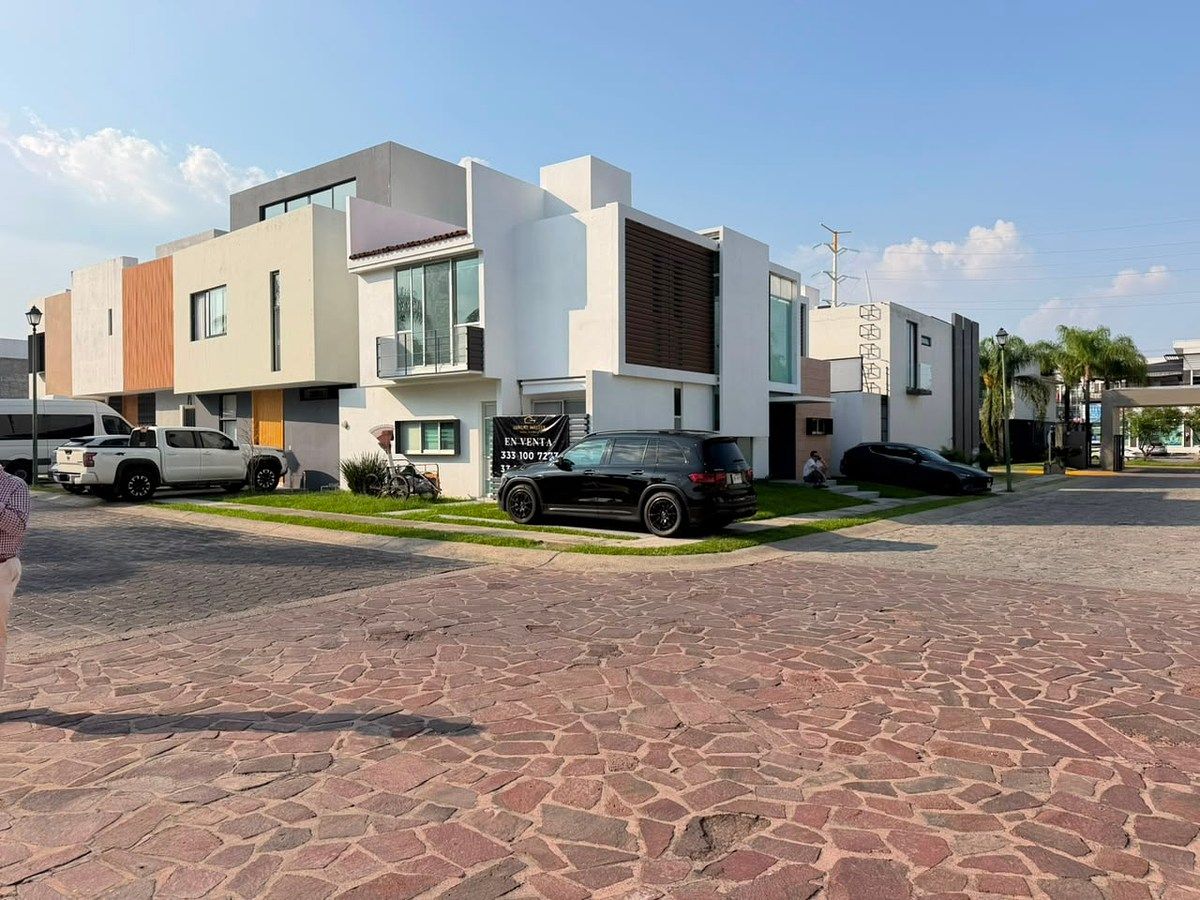 Casa à venda em Nova Galícia com 3 quartos em um condomínio fechado, foto 1 de 42