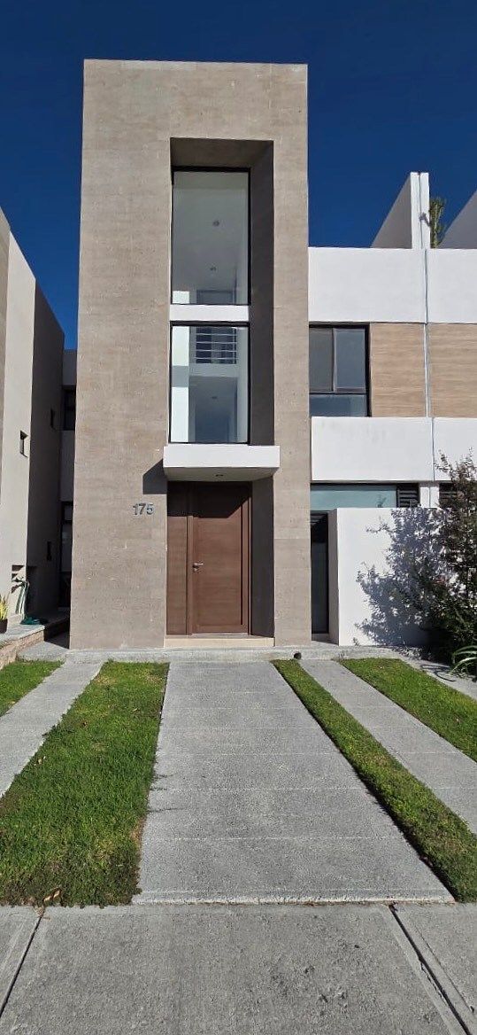 4-bedroom house for rent in Juriquilla, photo 1 of 14