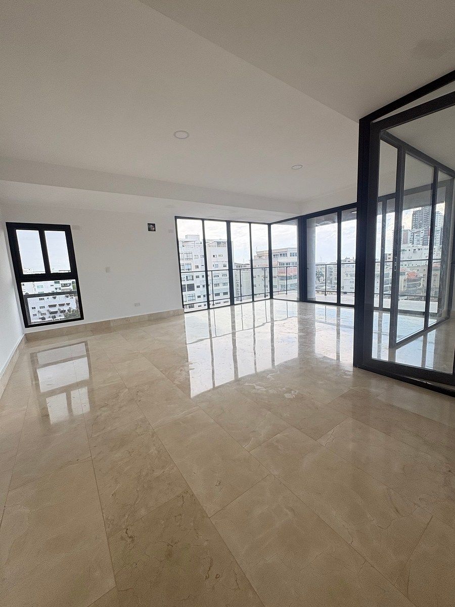 Exclusivo Apartamento 3H+3 parqueos en Venta con Vista al Mar y Parque Mirador, foto 1 de 12