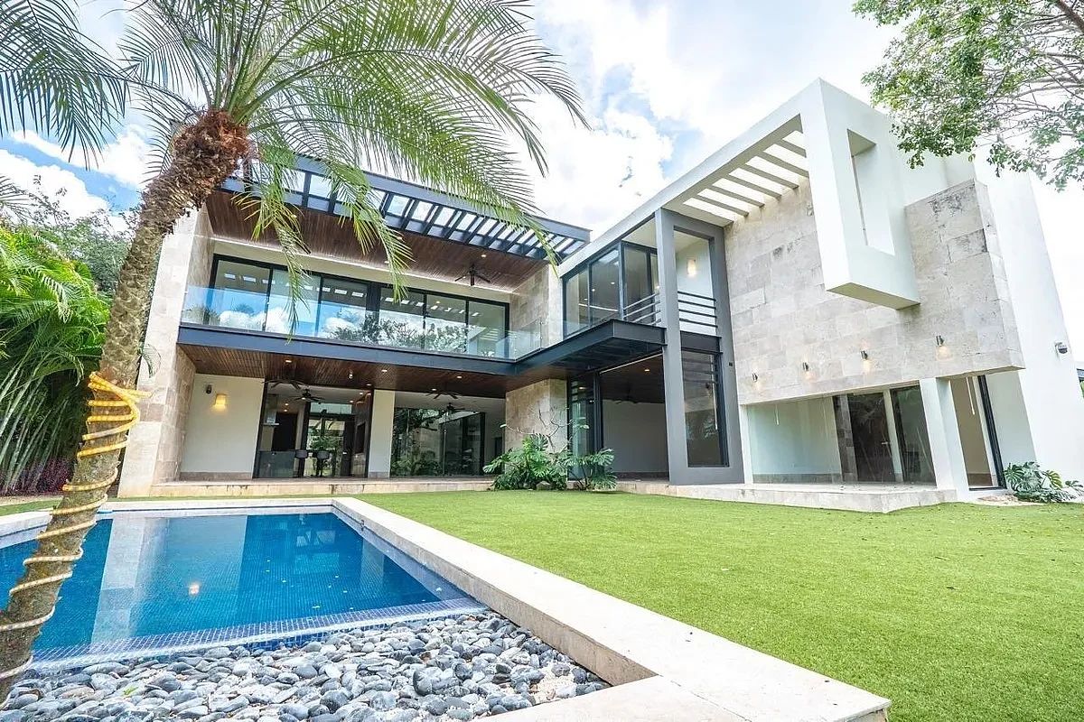 Espectacular Residencia en Yucatán Country Club