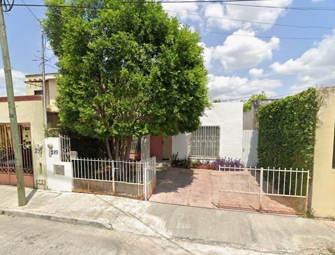 Fachada, photo 1 of 12