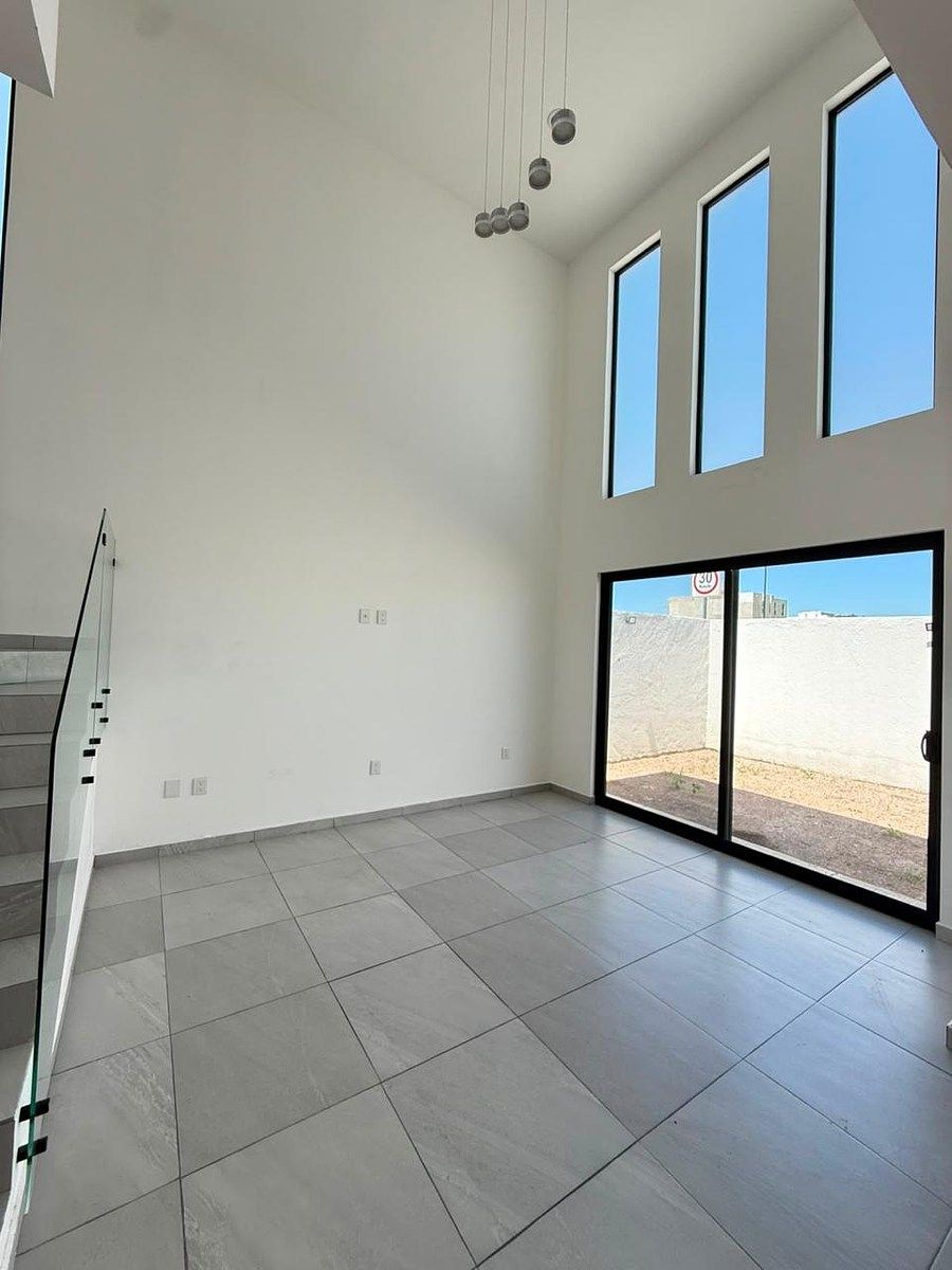 Casa em Rodanta, El Marqués, foto 3 de 28