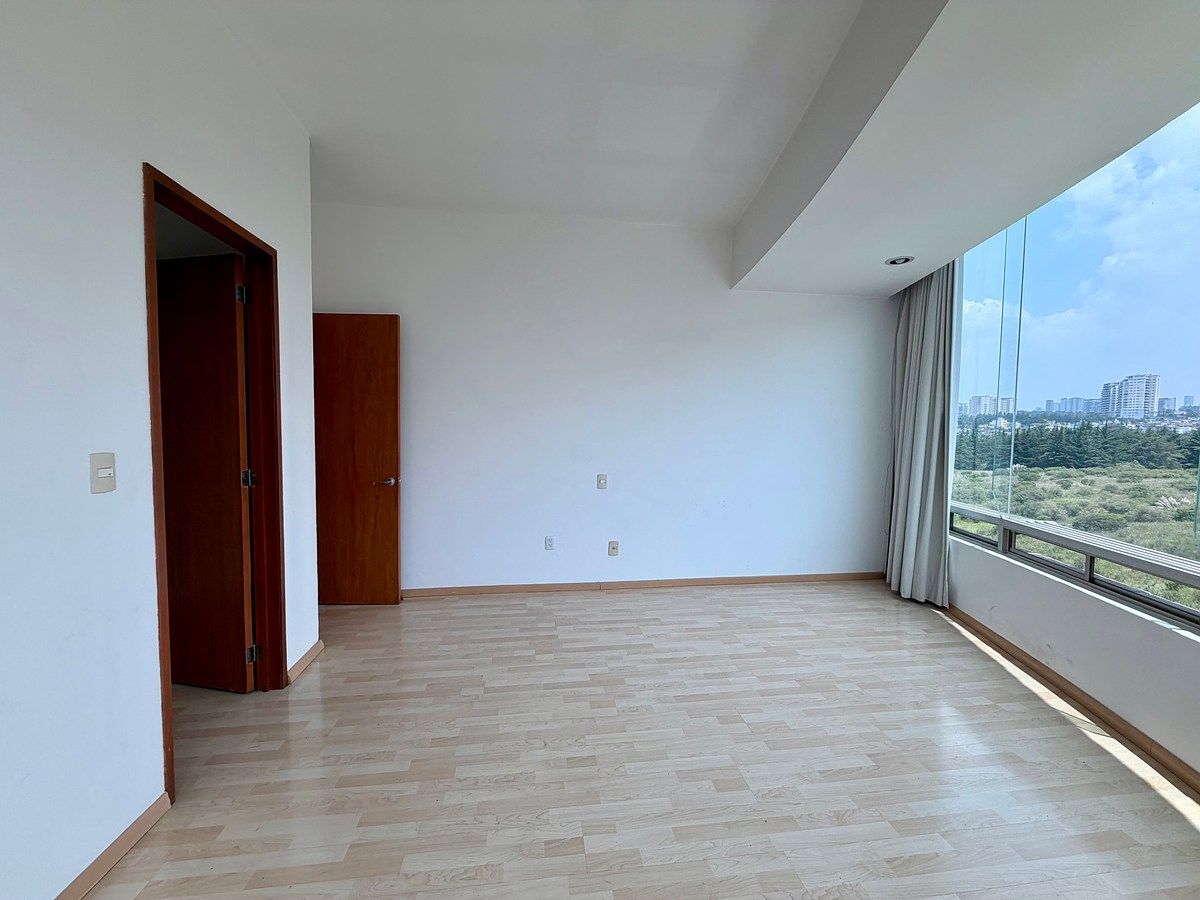 Apartment in Hacienda de las Palmas, Huixquilucan, photo 13 of 27