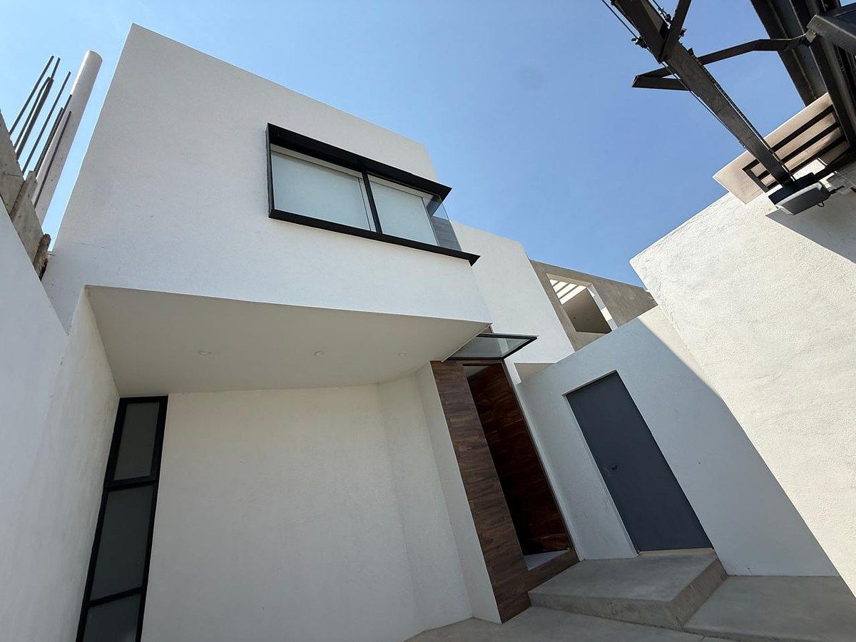 House for rent in Comala, photo 1 of 23