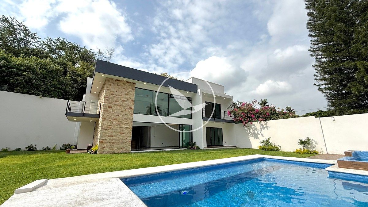 Casa Nueva con Alberca, Jacuzzi, Jardín y Vigilancia en Burgos, foto 1 de 30