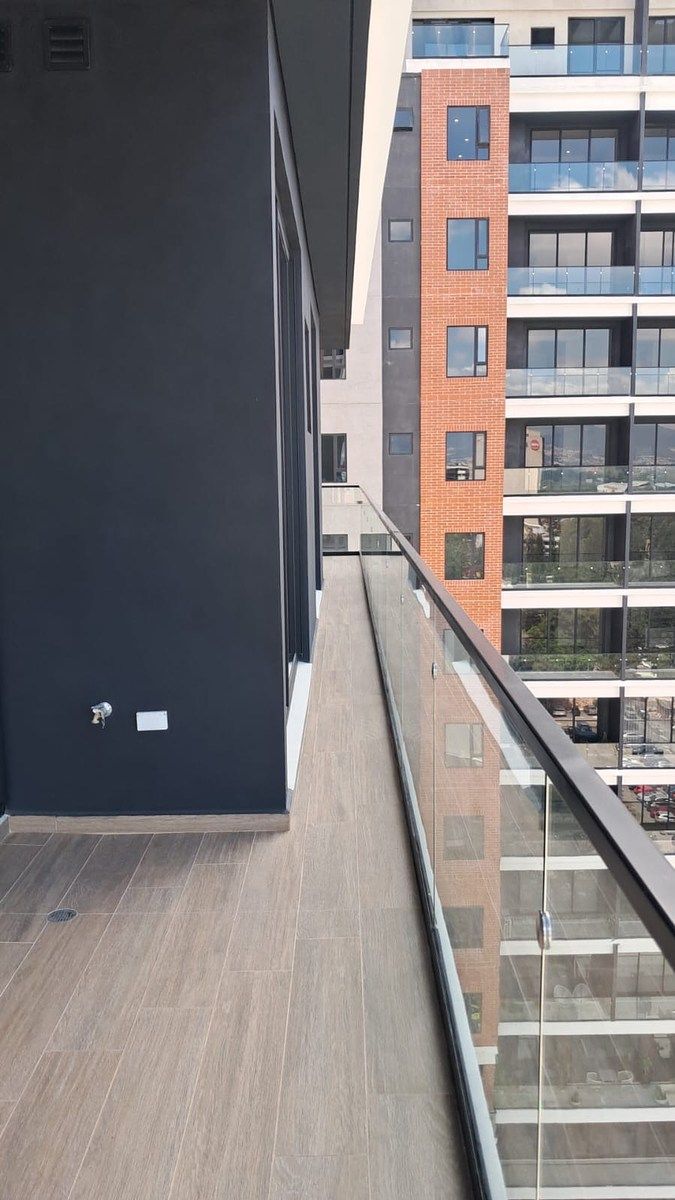 Apartamento en Zona 10, Guatemala, foto 3 de 36