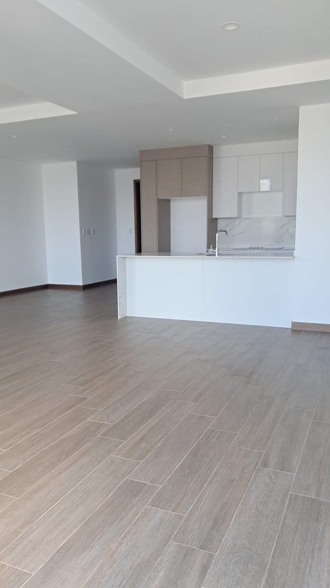 Apartamento en Zona 10, Guatemala, foto 18 de 36