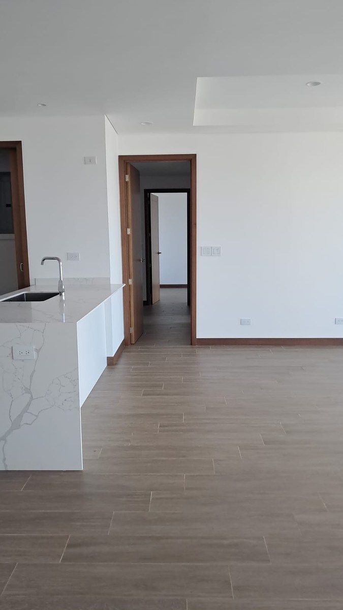 Apartamento en Zona 10, Guatemala, foto 19 de 36